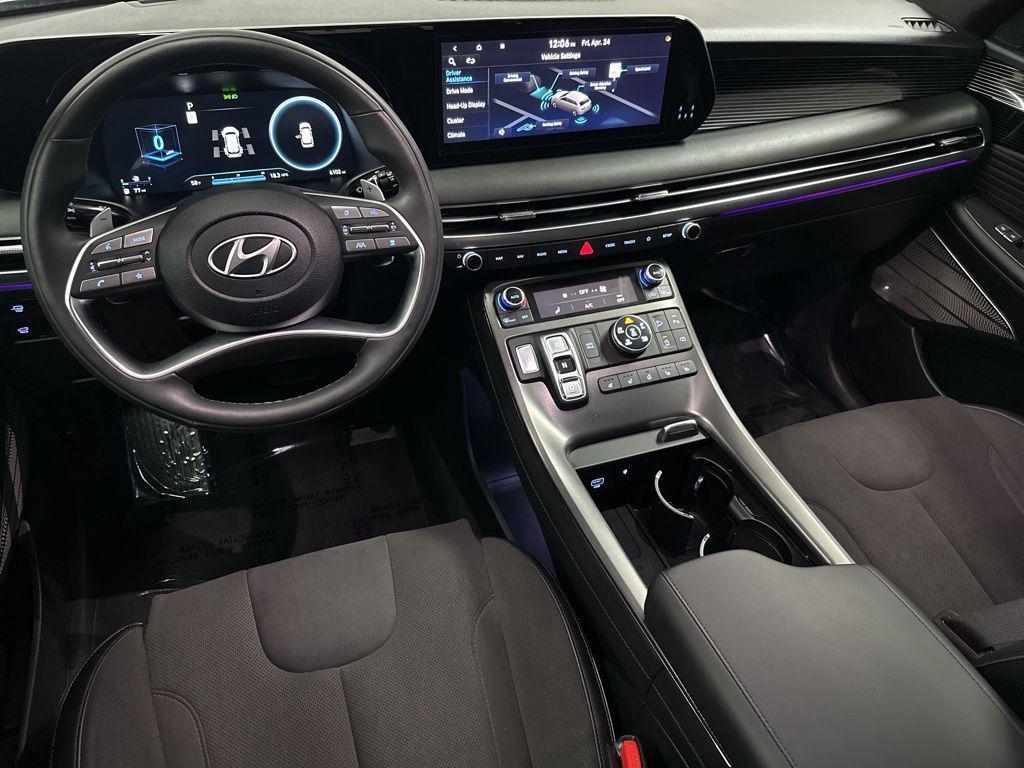 used 2025 Hyundai Palisade car, priced at $39,500