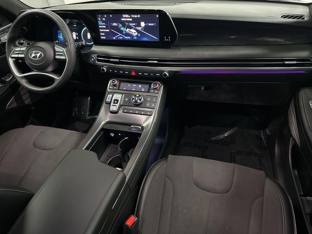 used 2025 Hyundai Palisade car, priced at $39,500
