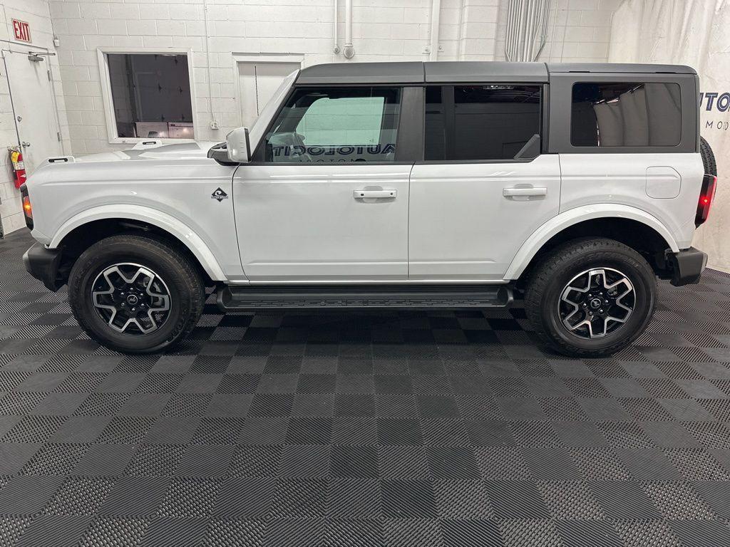 used 2025 Ford Bronco car, priced at $42,000
