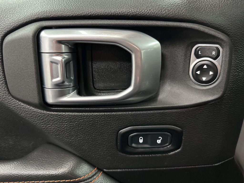 used 2022 Jeep Gladiator car, priced at $37,000