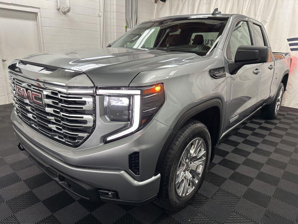 used 2023 GMC Sierra 1500 car, priced at $31,995