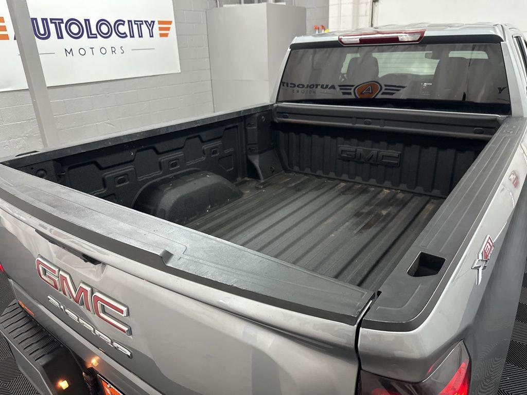 used 2023 GMC Sierra 1500 car, priced at $31,995