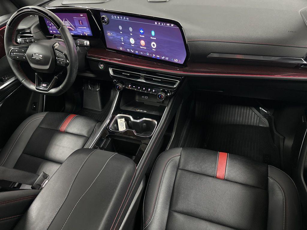 used 2025 Chevrolet Traverse car, priced at $46,500