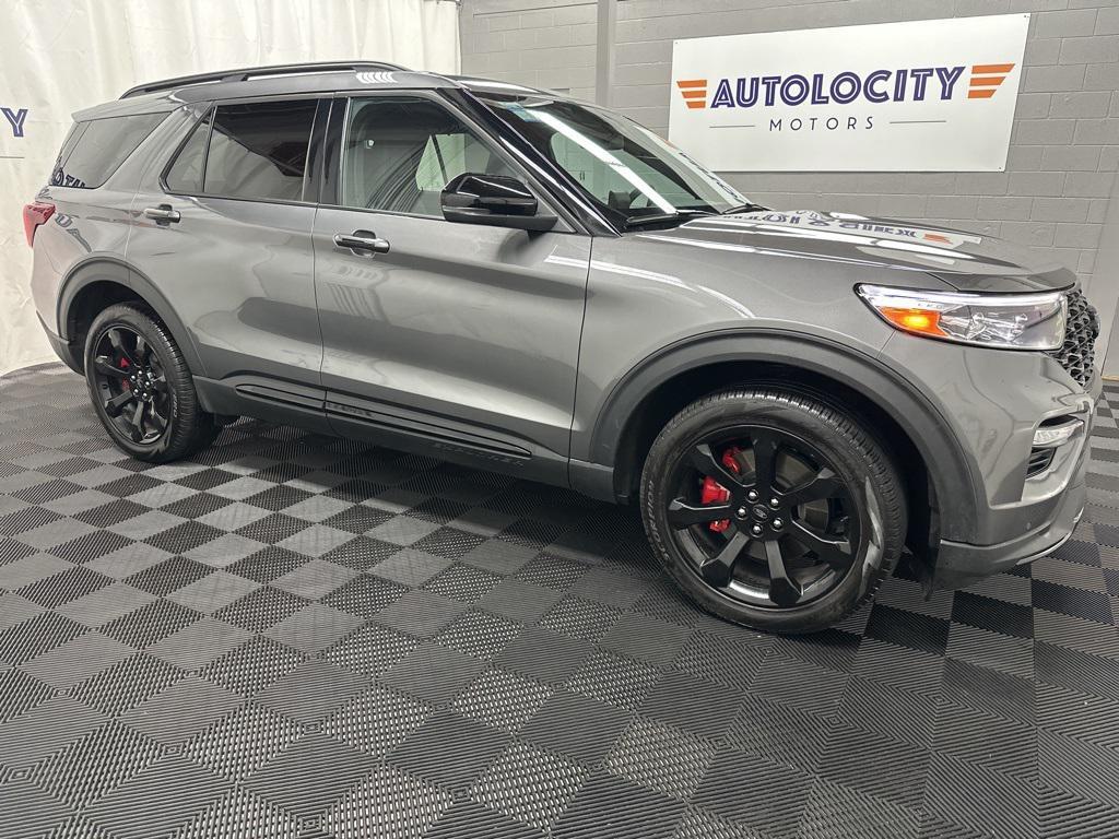 used 2024 Ford Explorer car, priced at $38,495