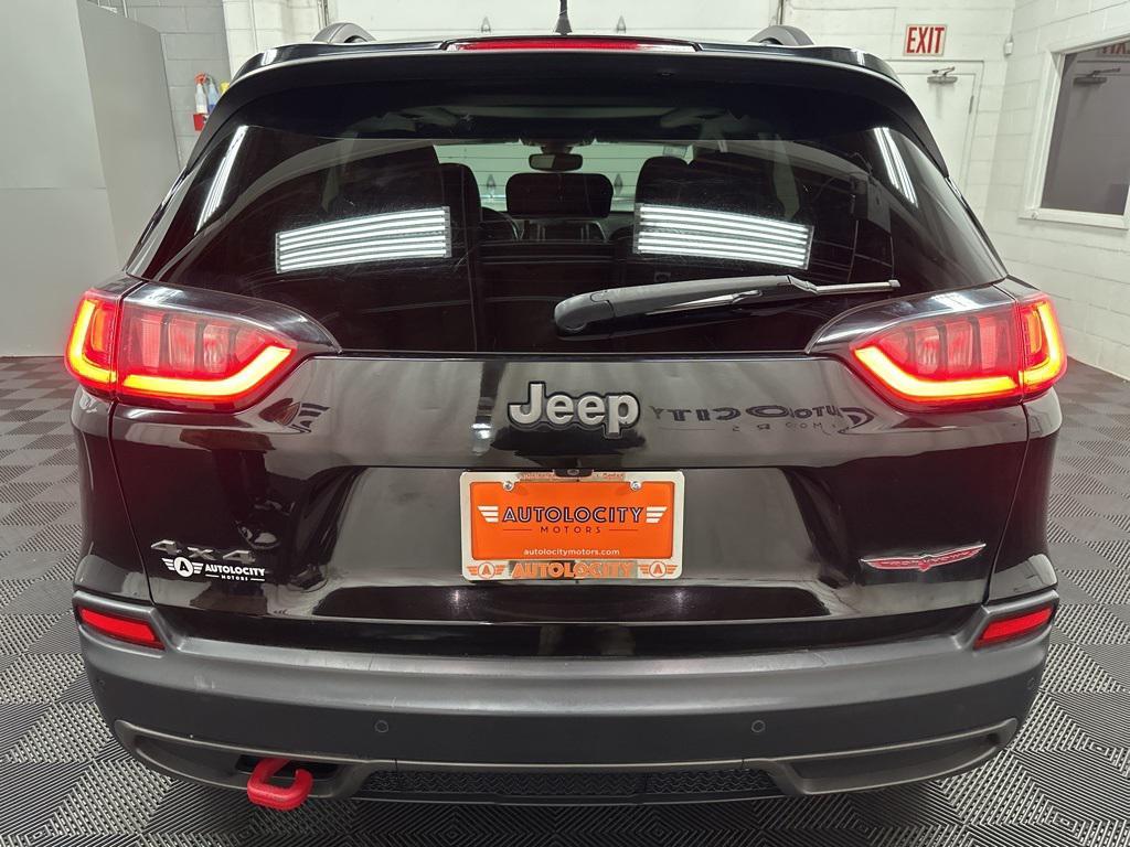 used 2020 Jeep Cherokee car, priced at $13,495