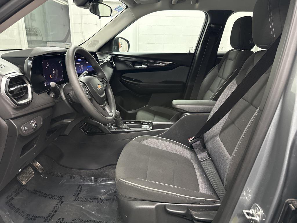 used 2024 Chevrolet TrailBlazer car, priced at $17,995