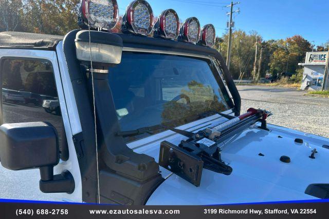 used 2015 Jeep Wrangler Unlimited car, priced at $19,990