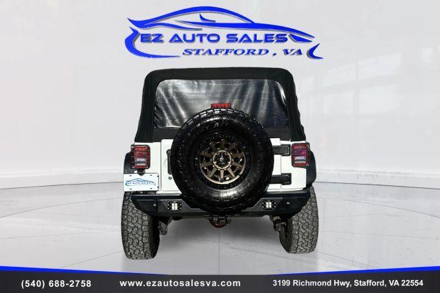 used 2015 Jeep Wrangler Unlimited car, priced at $19,990