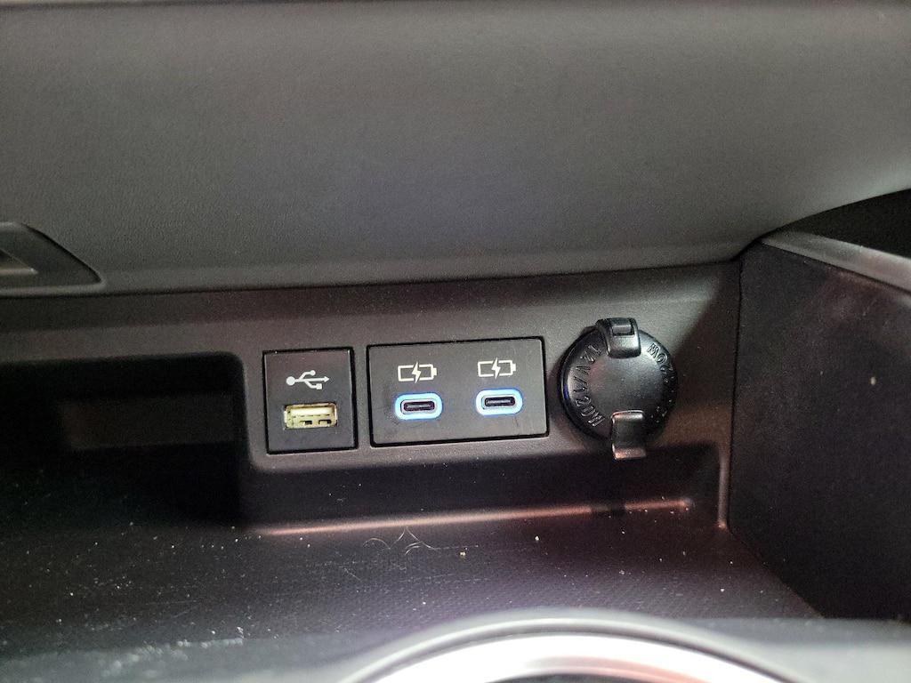 used 2022 Toyota Highlander car, priced at $33,998