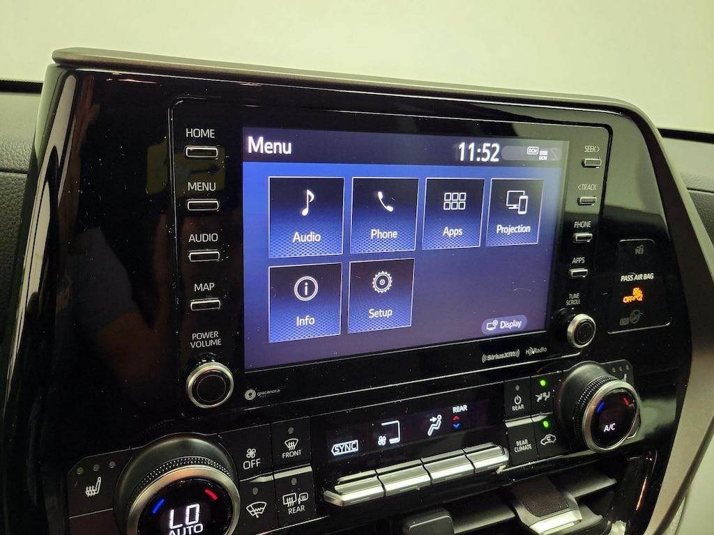 used 2022 Toyota Highlander car, priced at $33,998