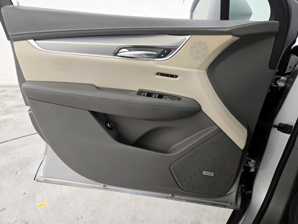 used 2017 Cadillac XT5 car, priced at $15,998