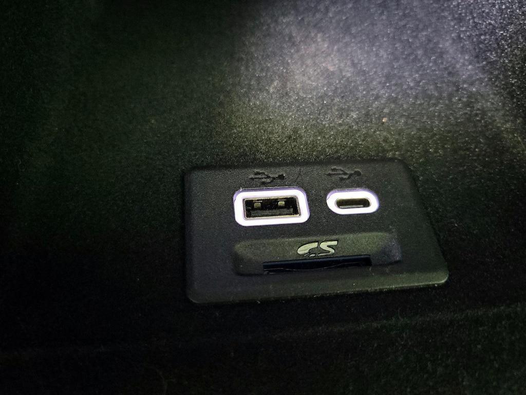 used 2023 Cadillac XT5 car, priced at $27,998