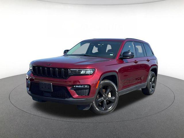 used 2023 Jeep Grand Cherokee car, priced at $32,000