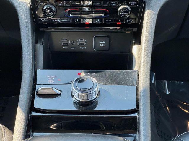 used 2023 Jeep Grand Cherokee car, priced at $32,000