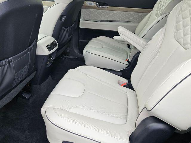 used 2022 Hyundai Palisade car, priced at $35,000