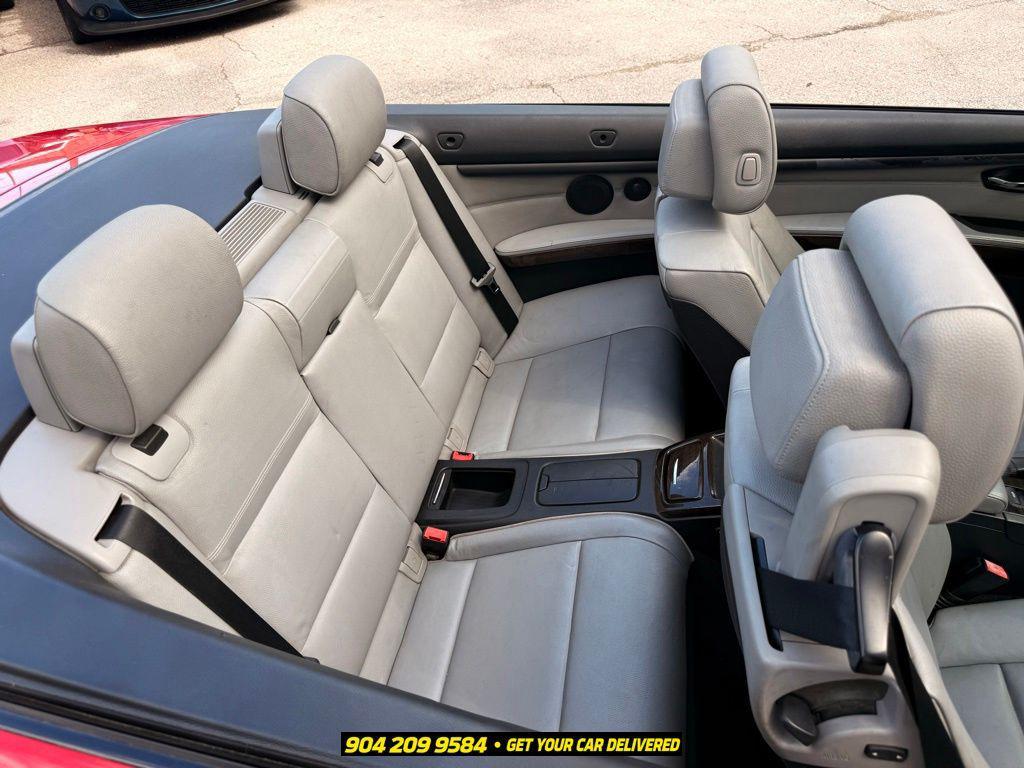 BMW 3 Series view 30