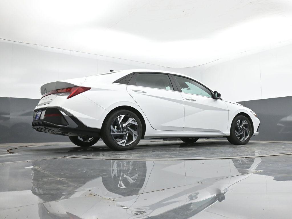 new 2026 Hyundai ELANTRA HEV car, priced at $29,807