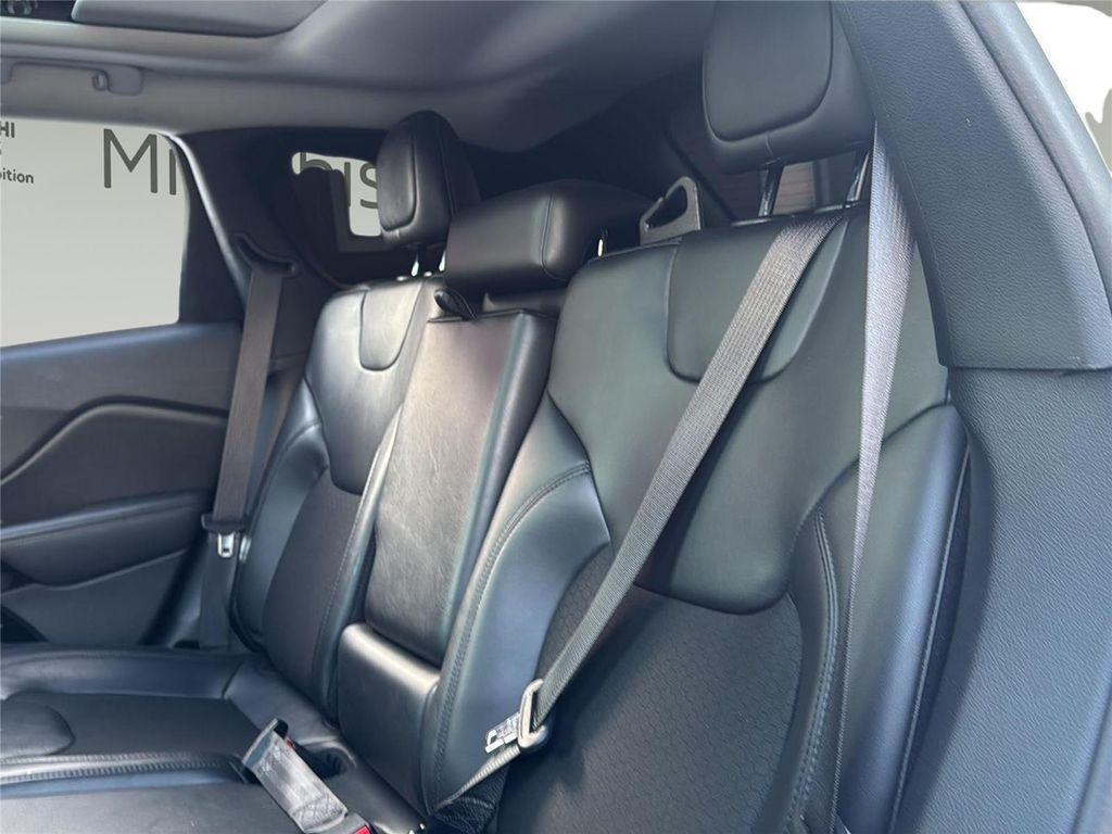 used 2020 Jeep Cherokee car, priced at $19,165