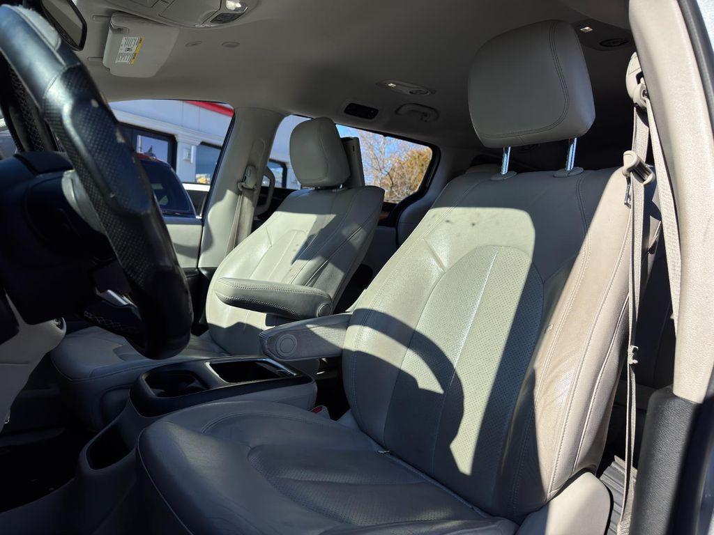 used 2020 Chrysler Pacifica car, priced at $24,295