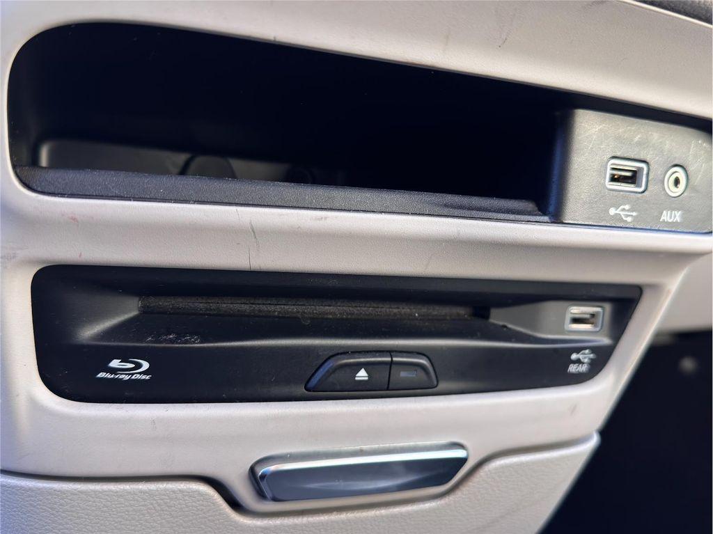 used 2020 Chrysler Pacifica car, priced at $20,895