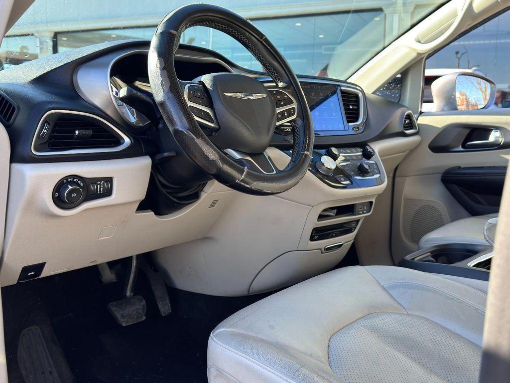 used 2020 Chrysler Pacifica car, priced at $24,295