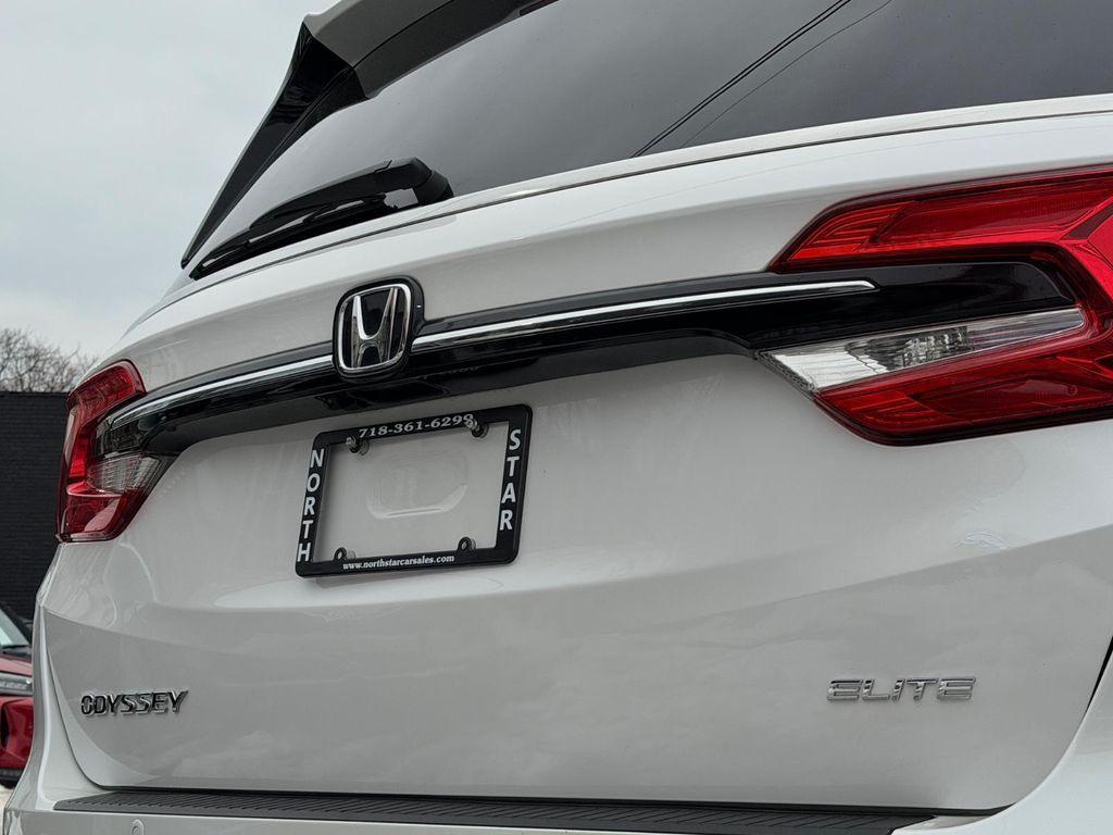 used 2024 Honda Odyssey car, priced at $39,895
