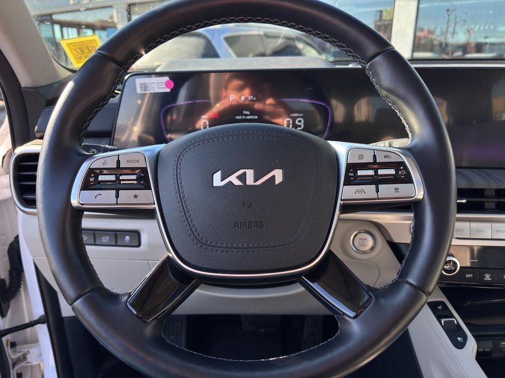used 2024 Kia Telluride car, priced at $32,695