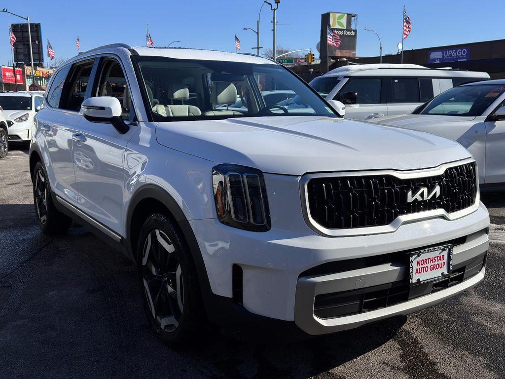 used 2024 Kia Telluride car, priced at $32,695