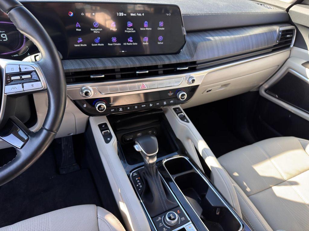 used 2024 Kia Telluride car, priced at $32,695