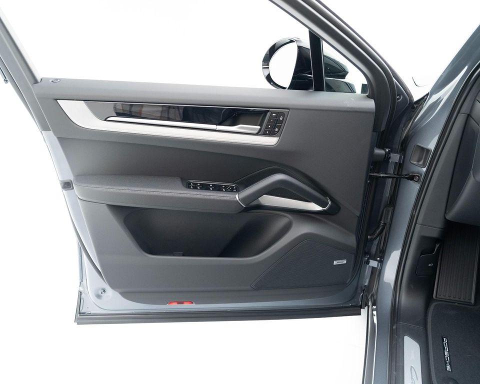 new 2026 Porsche Cayenne car, priced at $118,280