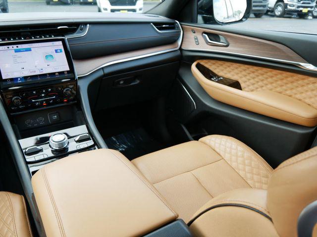 used 2022 Jeep Grand Cherokee car, priced at $30,000