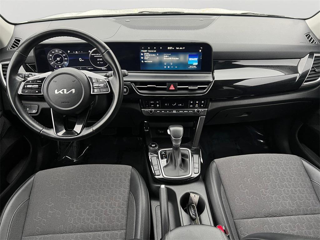 used 2024 Kia Seltos car, priced at $17,995