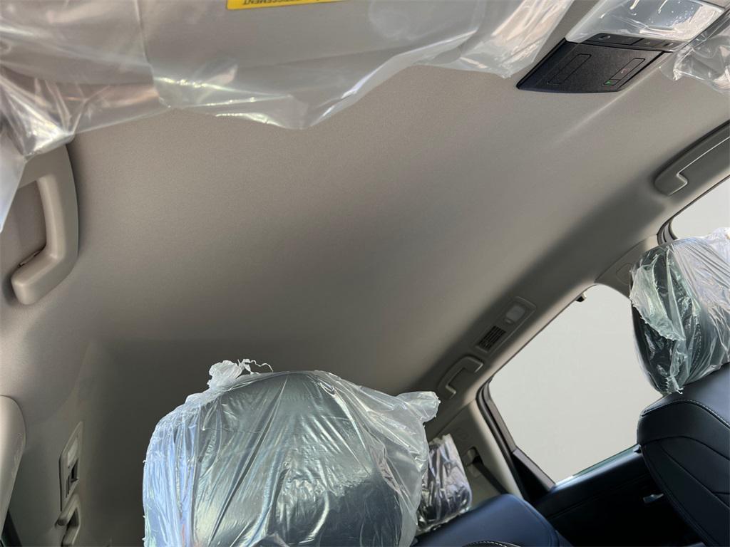 new 2025 Nissan Pathfinder car, priced at $36,319