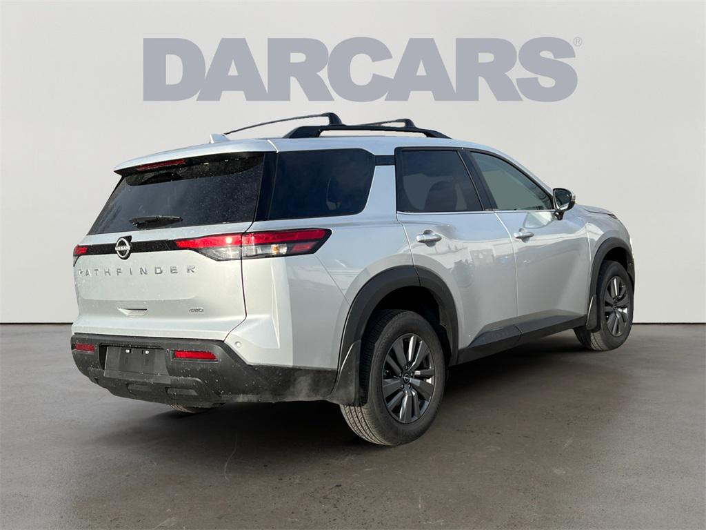 new 2025 Nissan Pathfinder car, priced at $33,928