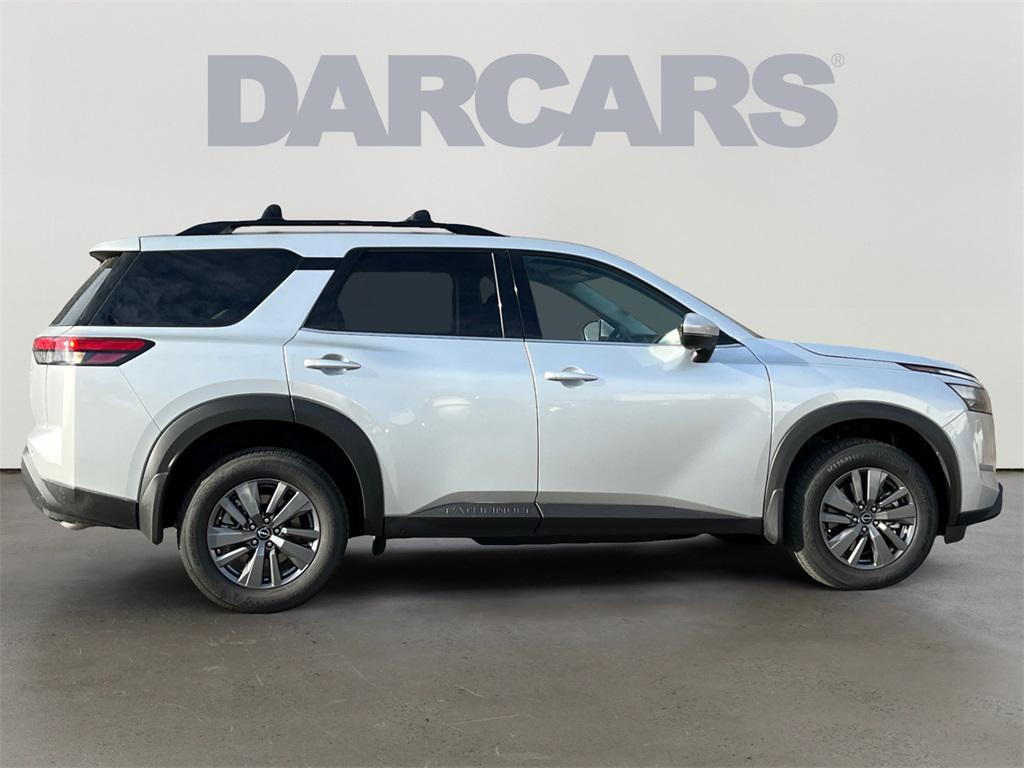 new 2025 Nissan Pathfinder car, priced at $33,928