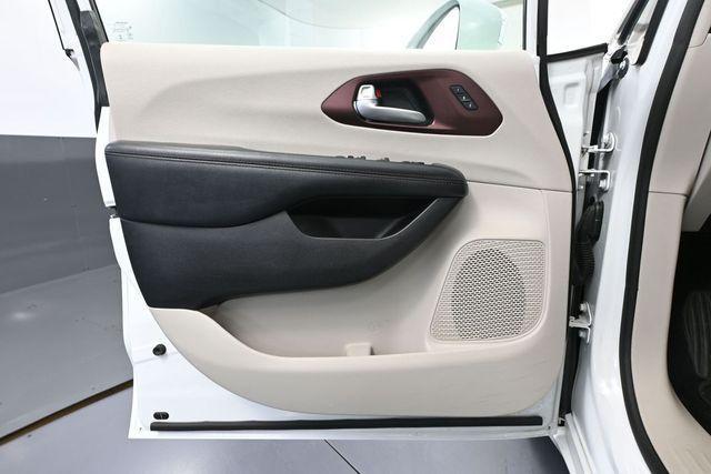 used 2020 Chrysler Pacifica car, priced at $18,293