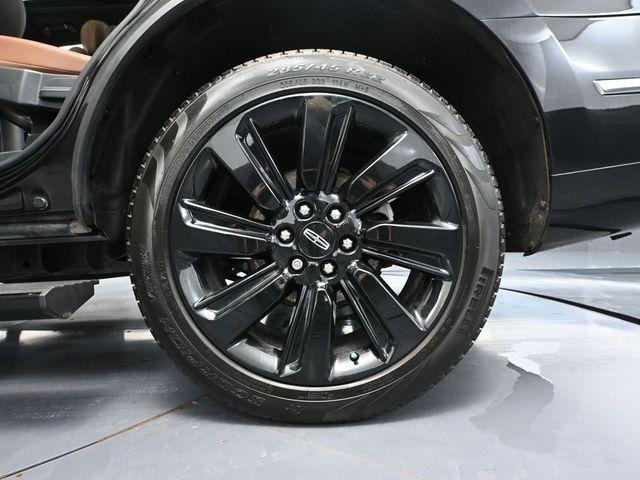 used 2024 Lincoln Navigator car, priced at $67,493