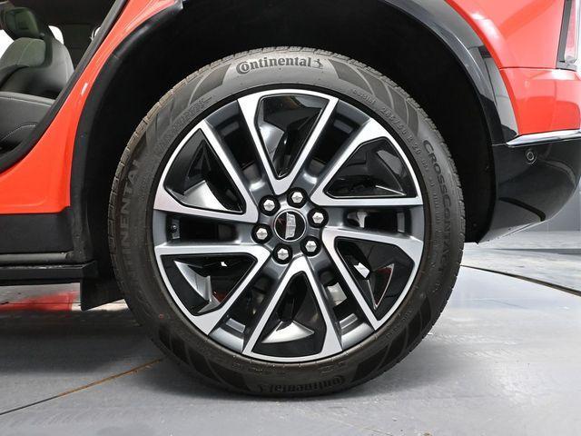 used 2026 Cadillac OPTIQ car, priced at $48,993