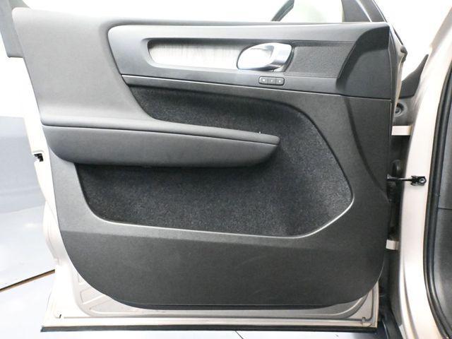 used 2023 Volvo XC40 car, priced at $27,993