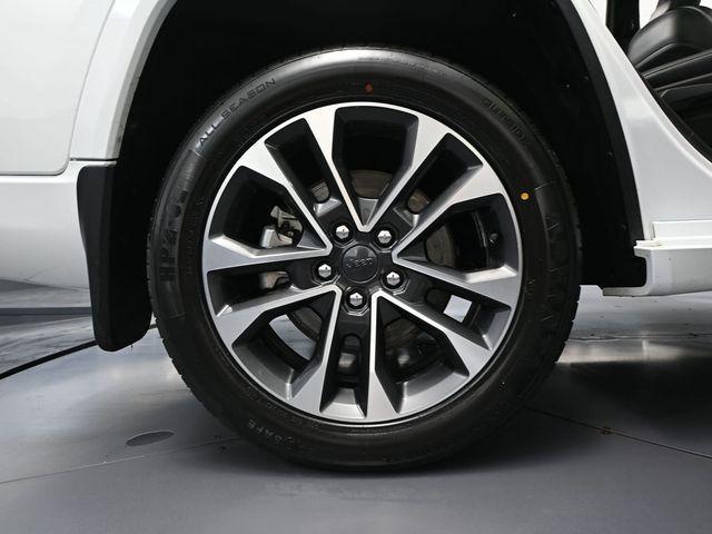 used 2023 Jeep Grand Cherokee L car, priced at $32,993