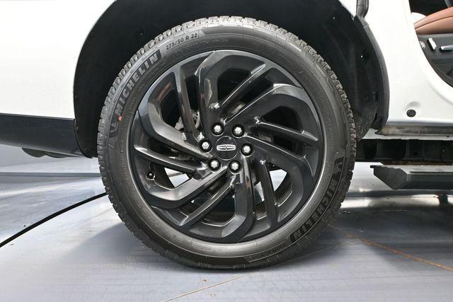 used 2025 Lincoln Navigator L car, priced at $93,393