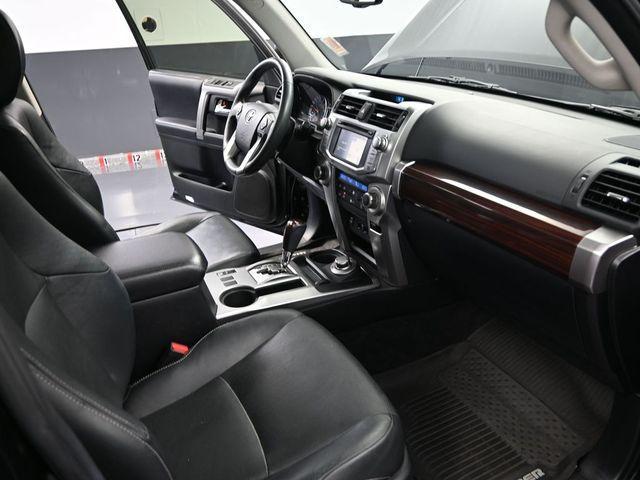 2018 Midnight Black Metallic Toyota 4Runner