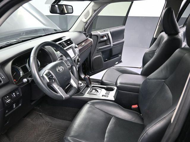2018 Midnight Black Metallic Toyota 4Runner