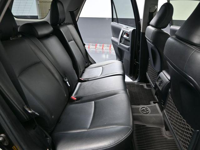 2018 Midnight Black Metallic Toyota 4Runner