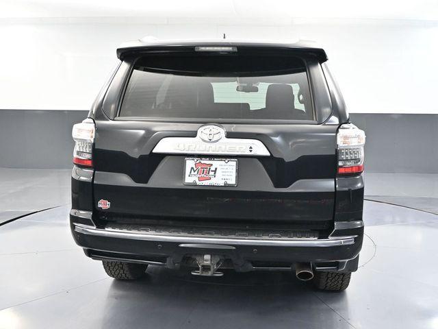 2018 Midnight Black Metallic Toyota 4Runner