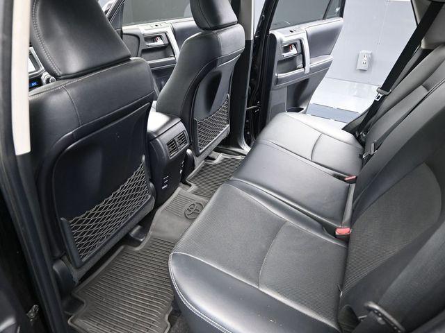 2018 Midnight Black Metallic Toyota 4Runner