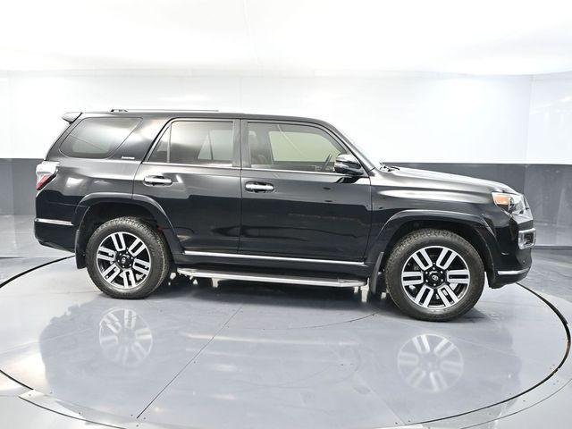 2018 Midnight Black Metallic Toyota 4Runner
