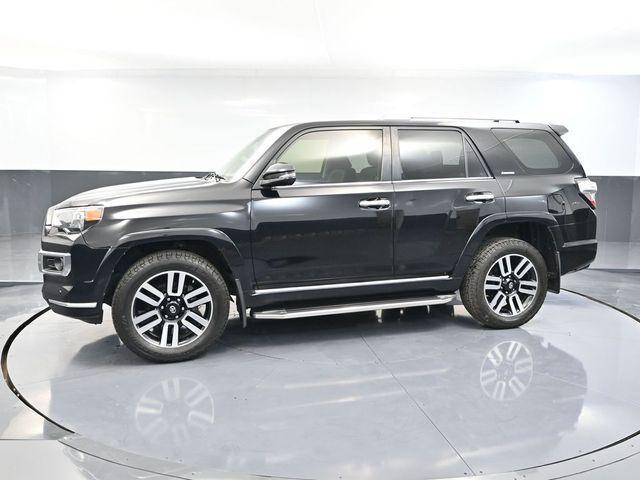 2018 Midnight Black Metallic Toyota 4Runner