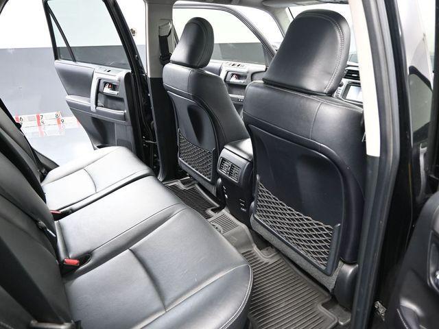 2018 Midnight Black Metallic Toyota 4Runner