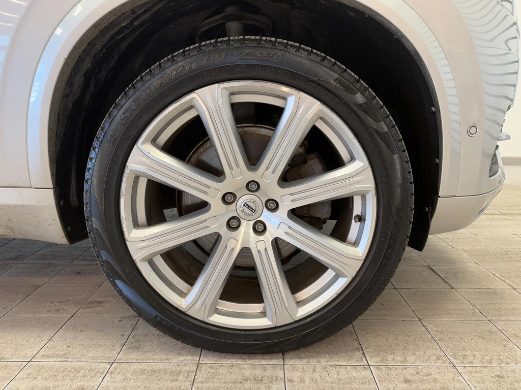 used 2018 Volvo XC90 car, priced at $15,476